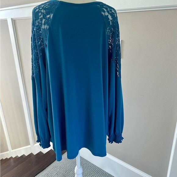Torrid Studio Knit blue, lace sleeve blouse. - Picture 6 of 6